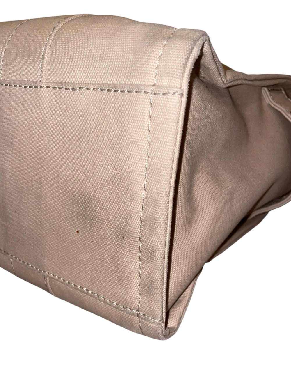 Marc Jacobs 'The Tote Bag' - Size Large, Beige - Authentic, Orig. Tags Included - Picture 10 of 12